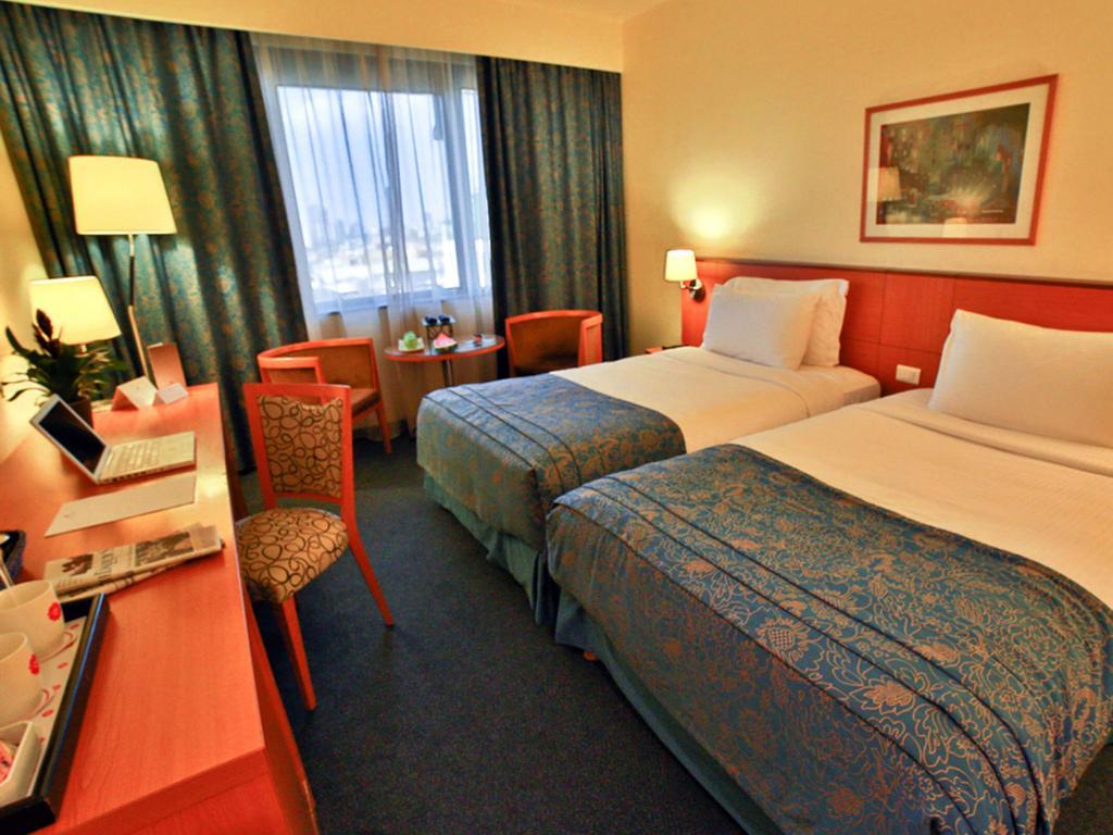 ביירות Lancaster Tamar Hotel- Hadath מראה חיצוני תמונה