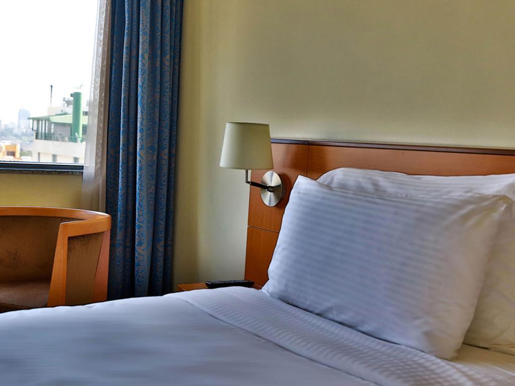 ביירות Lancaster Tamar Hotel- Hadath מראה חיצוני תמונה