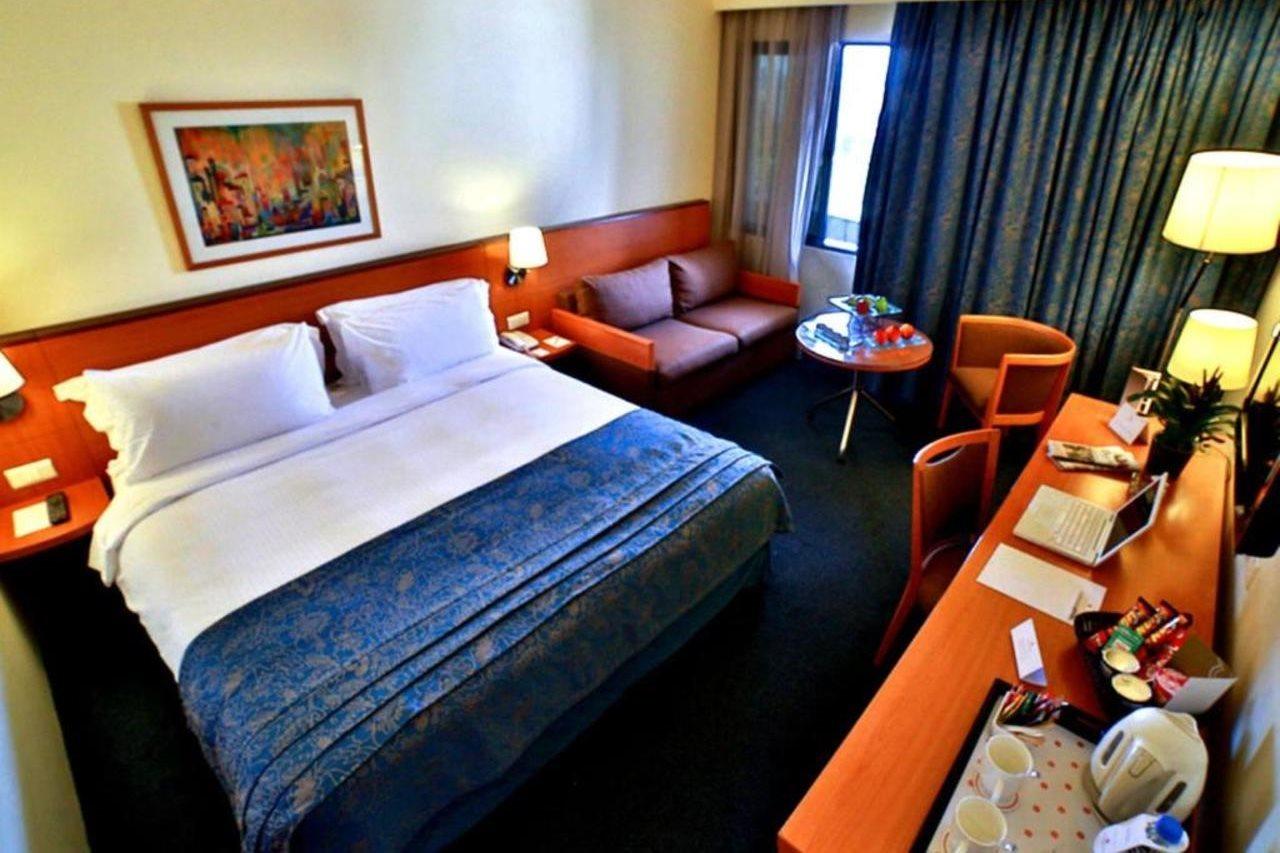 ביירות Lancaster Tamar Hotel- Hadath מראה חיצוני תמונה